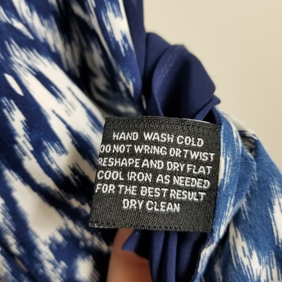 WGB by walter baker ikat / sheer back blouse - Picture 6 of 7